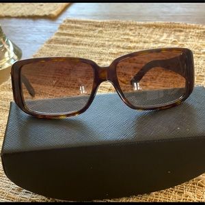 Prada sun glasses
